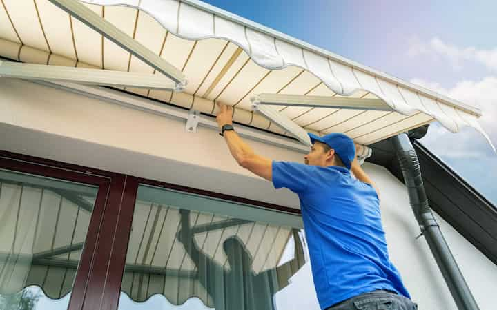 Kalamazoo local awning installers